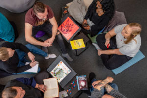 Socialpedagoger har grupparbete på sommenbygdens folkhögskola